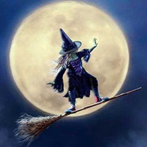 Meet your Posher, Leigh